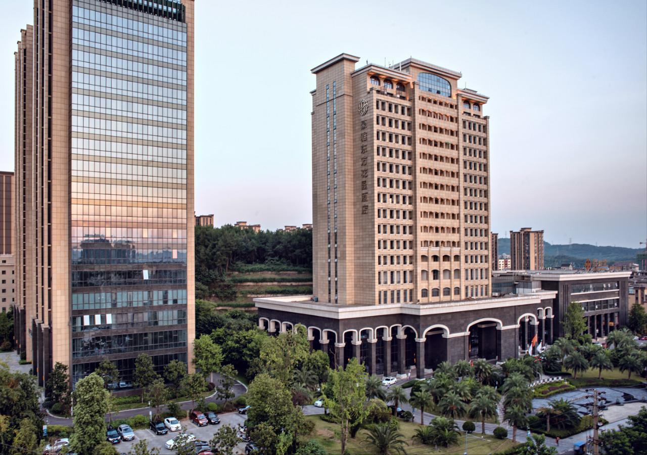 Royal Oriental Garden Hotel Nanchong Exterior foto